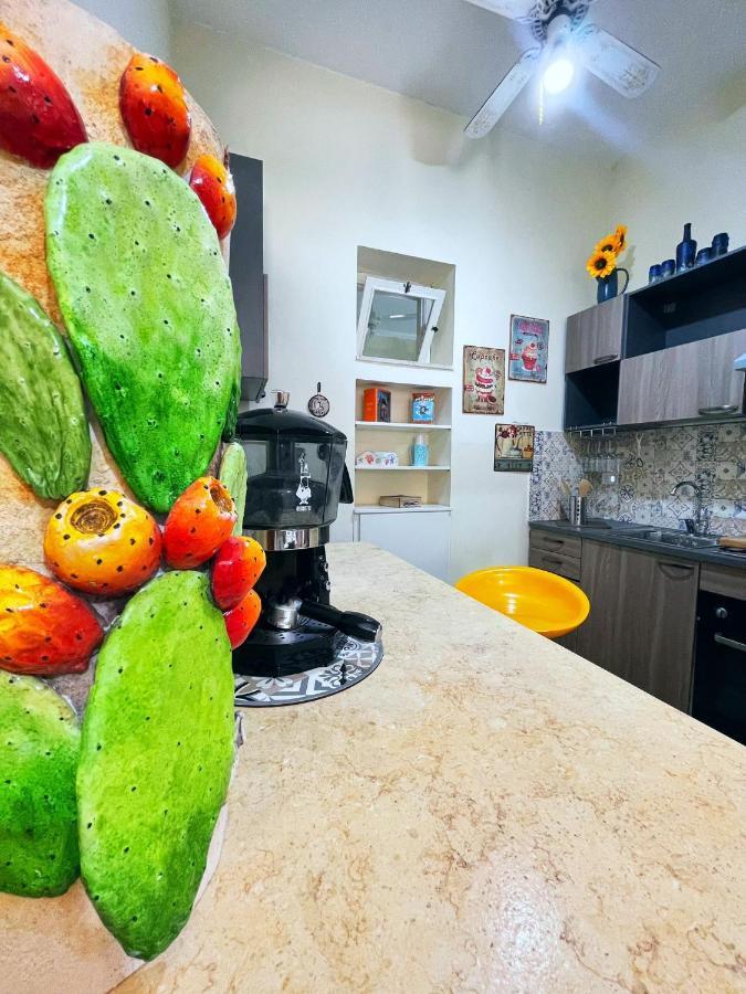 La Trinacria Mare Apartment Palermo Luaran gambar