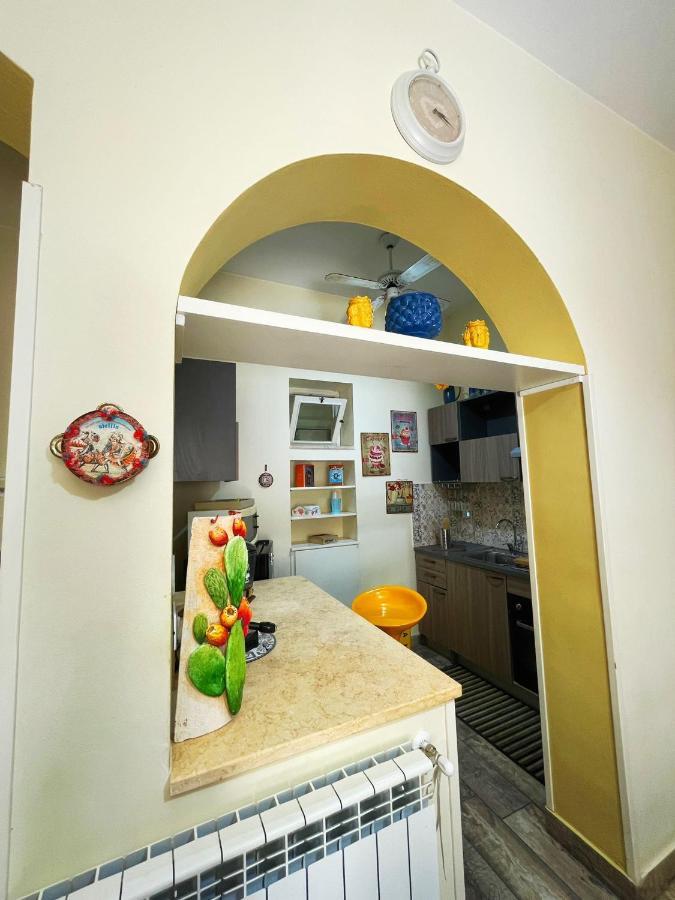 La Trinacria Mare Apartment Palermo Luaran gambar