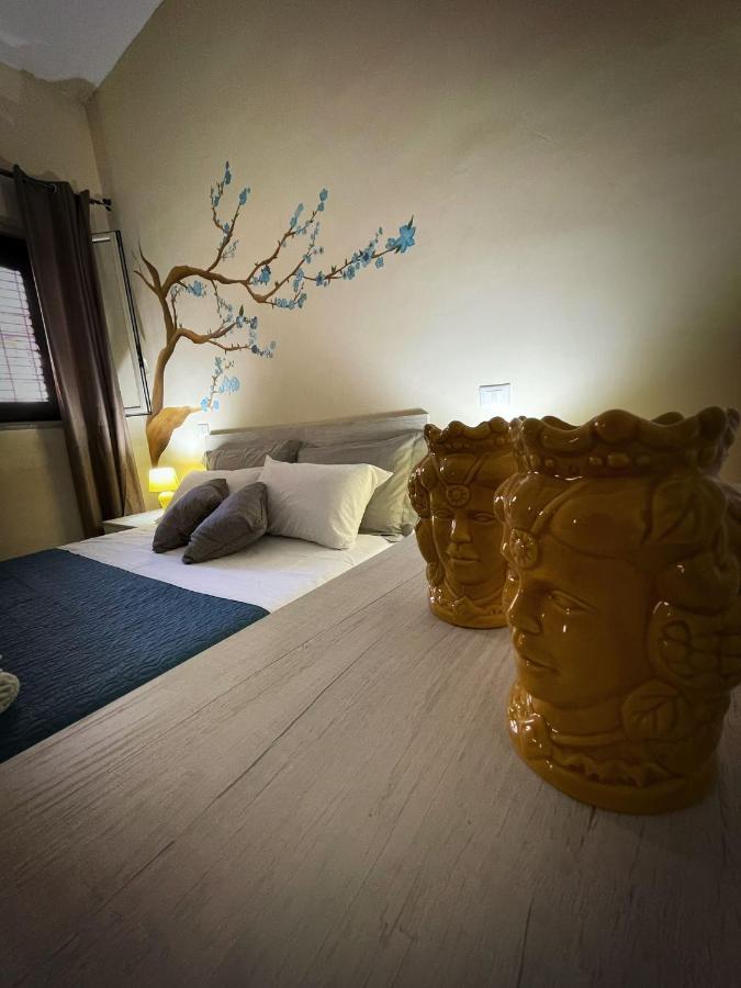 La Trinacria Mare Apartment Palermo Luaran gambar