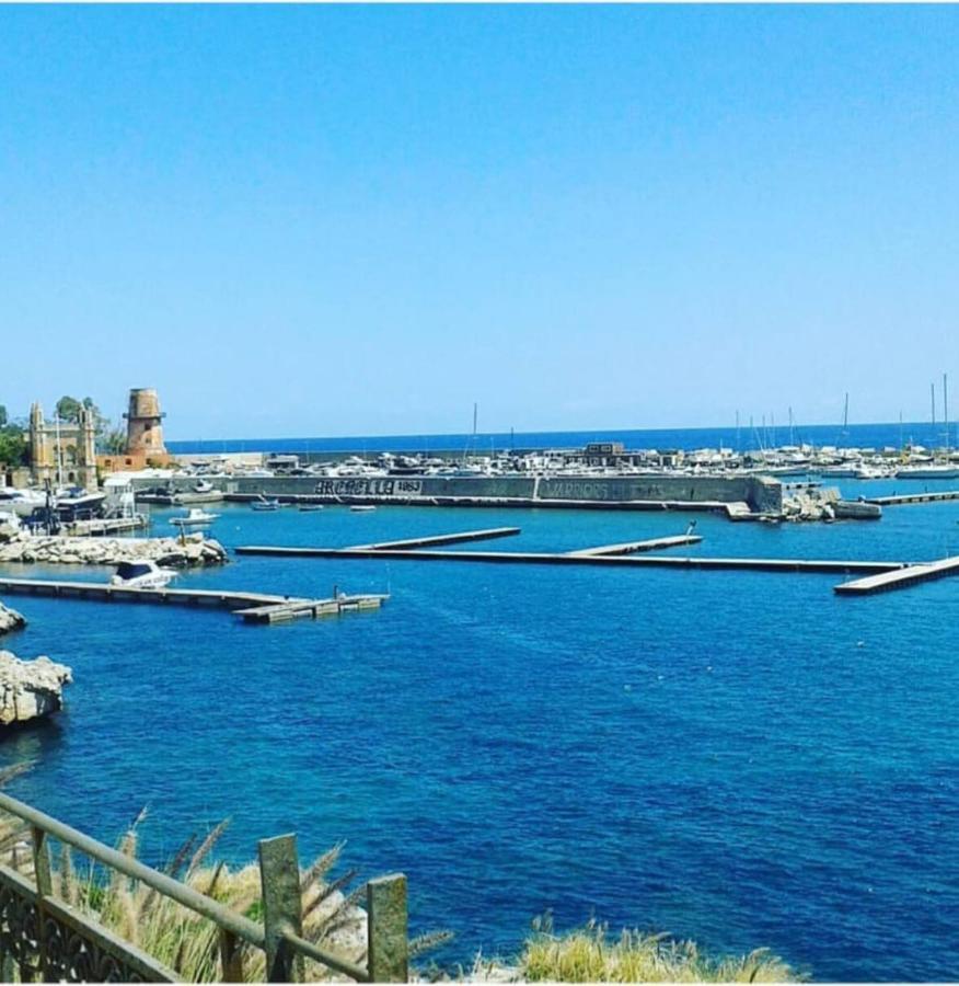 La Trinacria Mare Apartment Palermo Luaran gambar