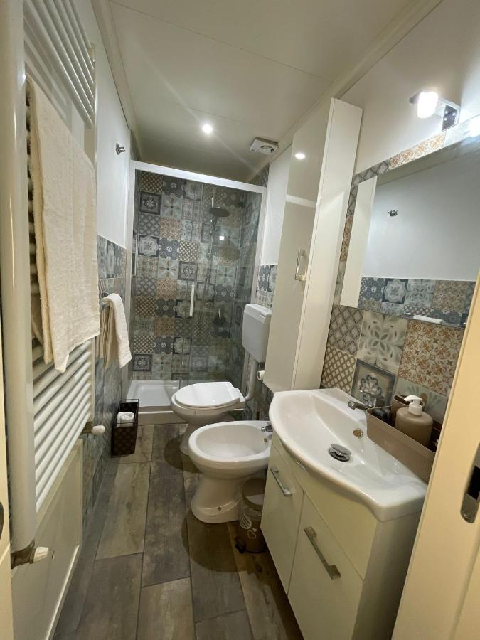 La Trinacria Mare Apartment Palermo Luaran gambar