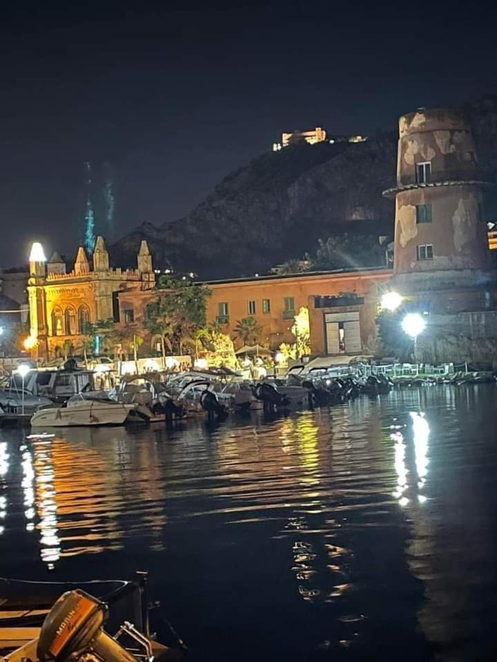 La Trinacria Mare Apartment Palermo Luaran gambar